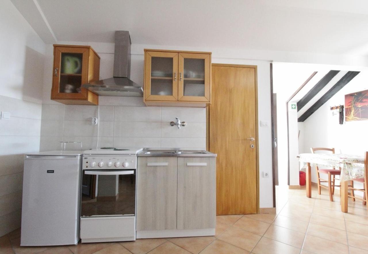 Apartments Zambratija With Sea View מראה חיצוני תמונה