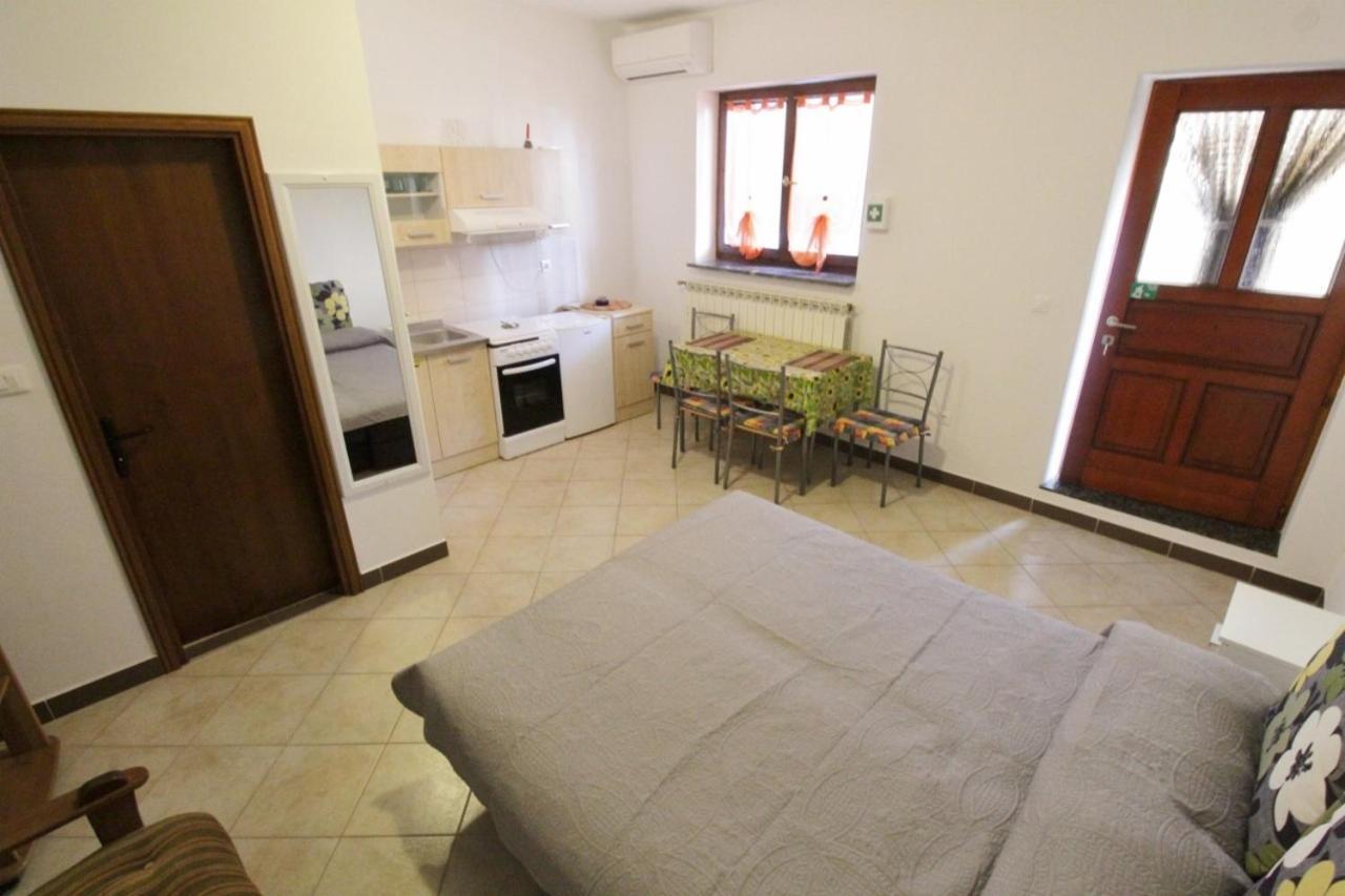 Apartments Zambratija With Sea View מראה חיצוני תמונה