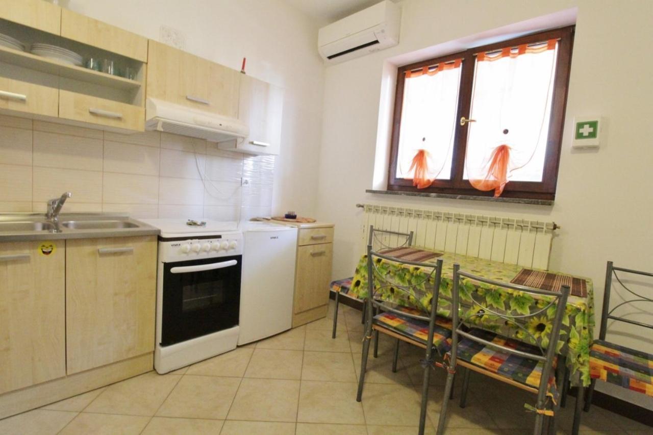 Apartments Zambratija With Sea View מראה חיצוני תמונה