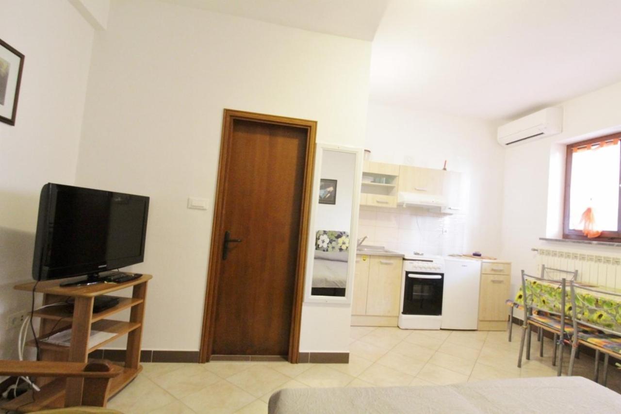 Apartments Zambratija With Sea View מראה חיצוני תמונה