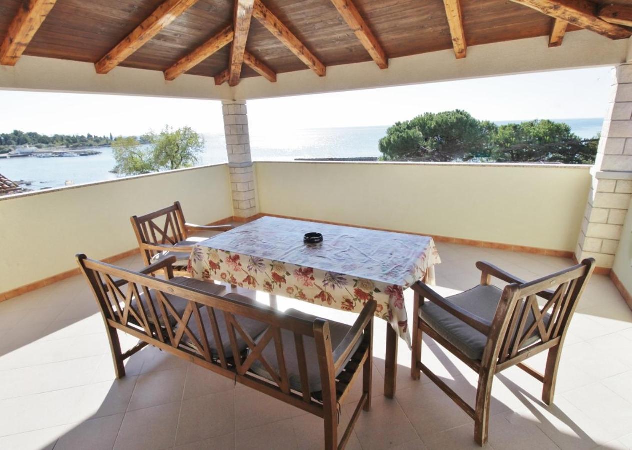 Apartments Zambratija With Sea View מראה חיצוני תמונה